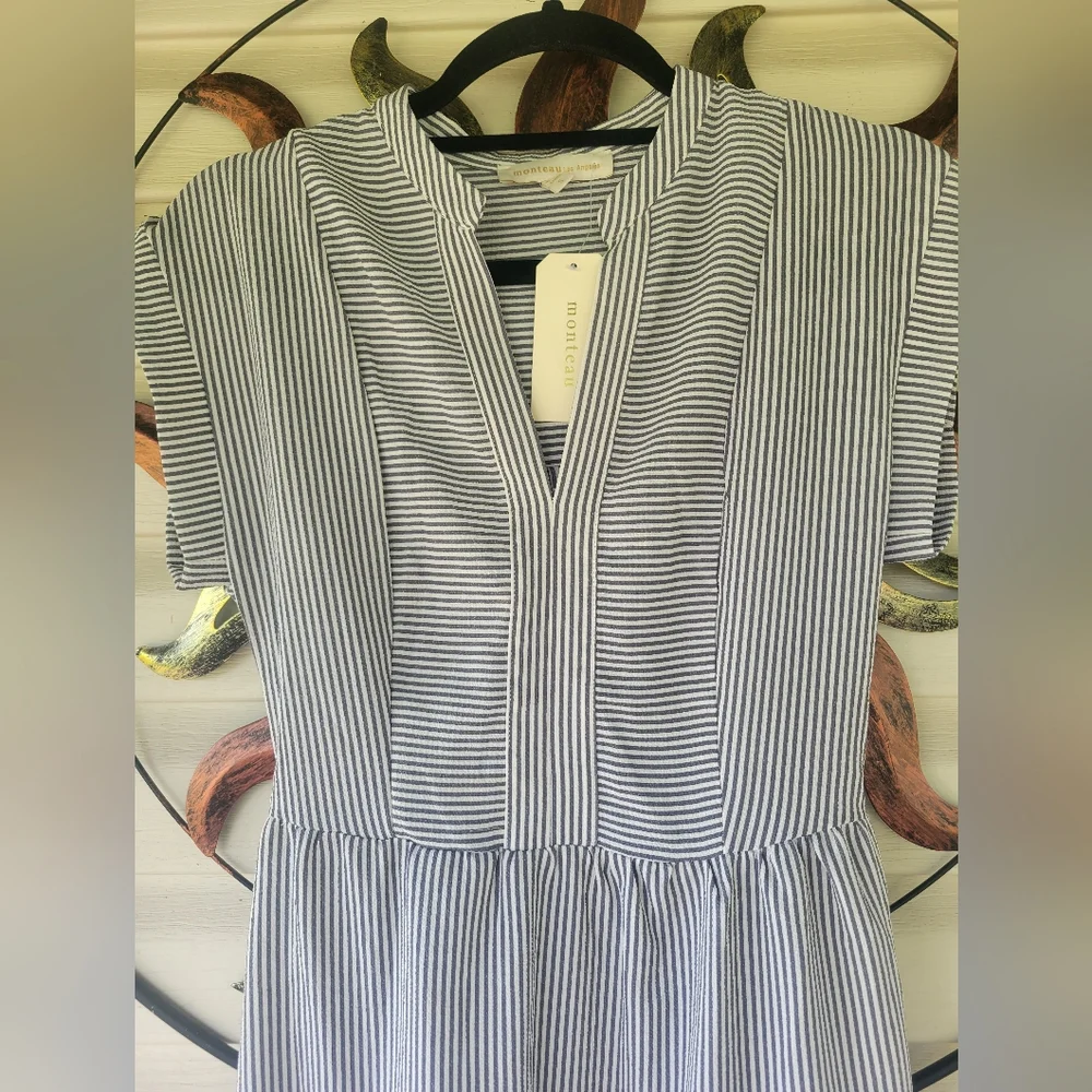 Monteau Los Angeles Gray & White striped tiered dress Small - Picture 3 of 7